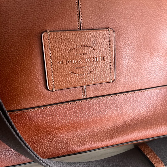 COACH Leather Portfolio Briefcase 15.5 x 12 x 4” - great condition! - Picture 7 of 12